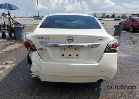 2015 Nissan Altima 2.5 from USA, damaged, VIN 1N4AL3AP5FC145864